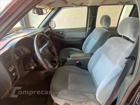 S10 2.4 Advantage 4X2 CD 8V