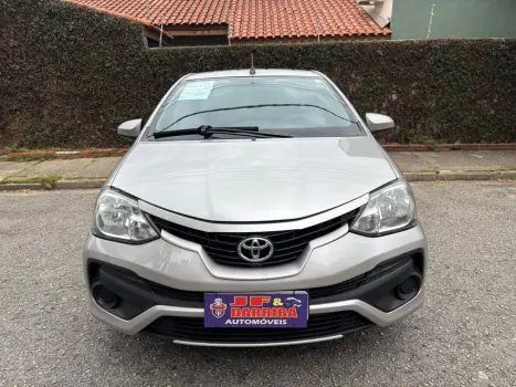 ETIOS 1.5 X Sedan 16V