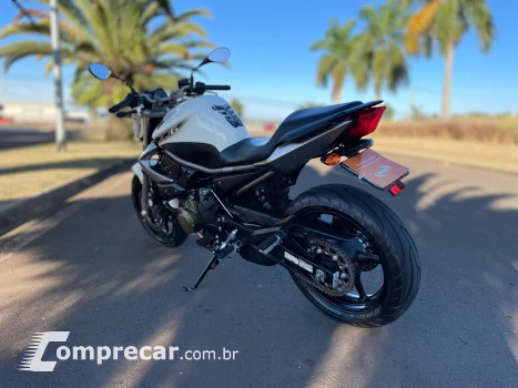 XJ6 N