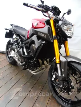 YAMAHA MT-09