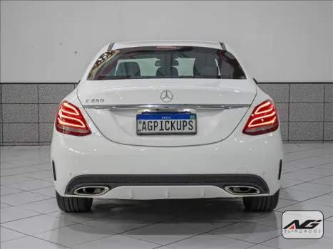 C 250 2.0 CGI Sport Turbo 16V