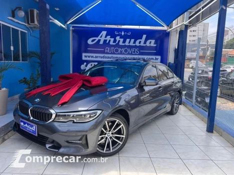 BMW 320i 4 portas