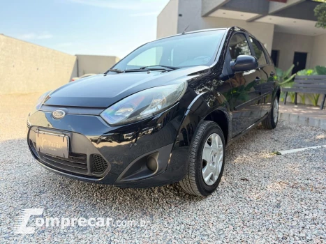 FORD FIESTA 1.0 MPI 8V 4 portas