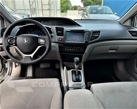 Civic 1.8 16V 4P FLEX LXS AUTOMÁTICO