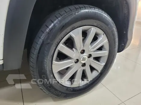 Strada Freedom 1.3 Flex 8V CD