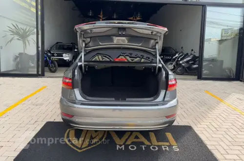 JETTA Comfort. 250 TSI 1.4 Flex 16v Aut.