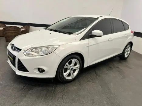 FORD FOCUS 1.6 SE 16V FLEX 4P POWERSHIFT 4 portas