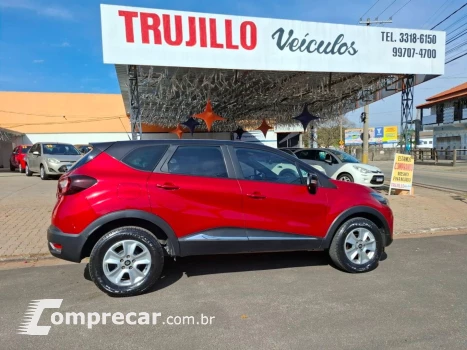 Renault Captur 1.6 16V Sce Flex Life X-Tronic 4 portas