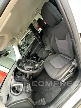 Renegade 1.8 4x2 Flex 16V Aut.