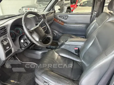 S10 2.4 MPFI Executive 4X2 CD 8V