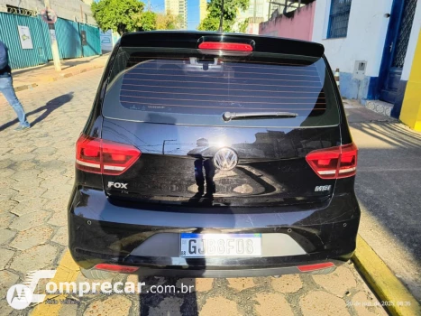 Fox RUN 1.6 Flex 8V 5p