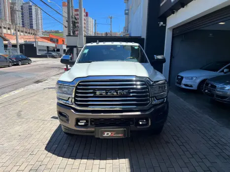 3500 6.7 Laramie Longhorn 4X4 CD 6 Cilindros Turbo