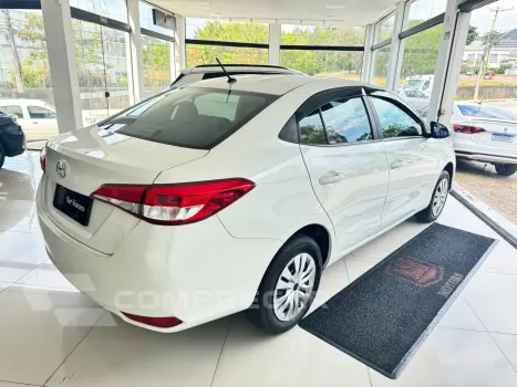 YARIS 1.5 16V FLEX SEDAN XL MANUAL