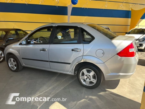 FIESTA 1.6 MPI Class Sedan 8V