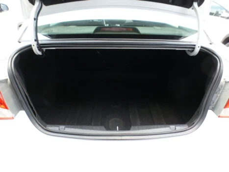 CRUZE 1.4 LT