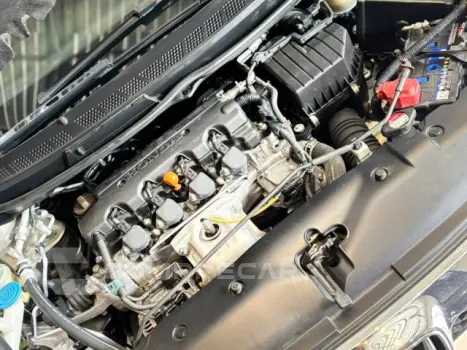 CIVIC - 1.8 EXS 16V 4P AUTOMÁTICO
