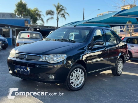 Siena 1.8 4P HLX FLEX