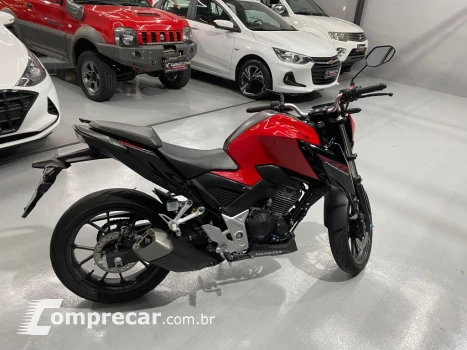CB 300F Twister Flex