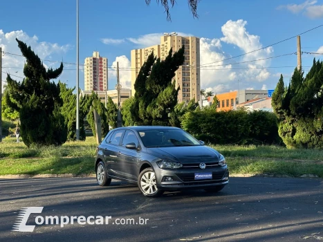 Volkswagen POLO 1.0 200 TSI Highline 4 portas