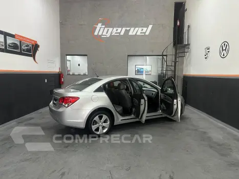 CRUZE 1.8 LT 16V