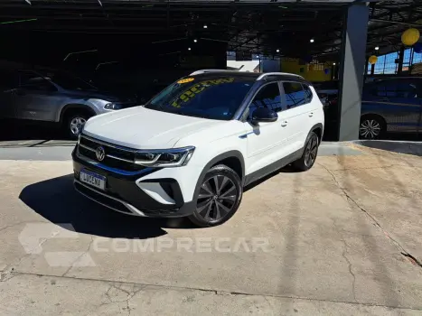 Taos 1.4 250 Tsi Total Flex Highline Automático