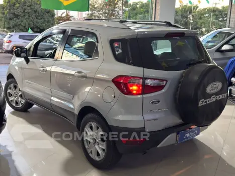 EcoSport TITANIUM 2.0 16V Flex 5p Aut.