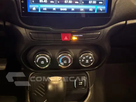 Renegade 1.8 16V Flex 4P Automático