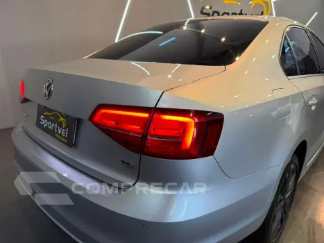 Jetta 2.0 Tsi Highline 211Cv Gasolina 4P Tiptronic