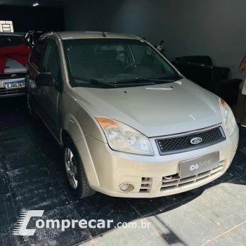FIESTA 1.6 Rocam Sedan 8V
