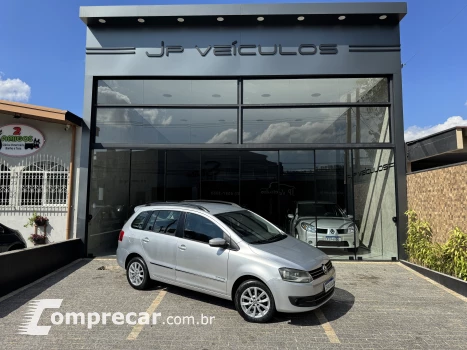 Volkswagen SPACEFOX 1.6 MI Sportline 8V 4 portas