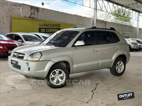 Hyundai TUCSON 2.0 MPFI GLS 16V 143CV 2WD GASOLINA 4P AUT 4 portas