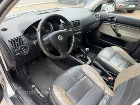 GOLF - 1.6 MI SPORTLINE 8V 4P MANUAL