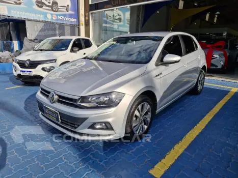 Volkswagen POLO 1.0 200 TSI HIGHLINE AUTOMÁTICO 4 portas
