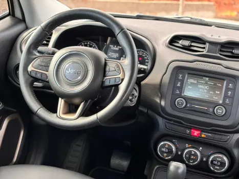 Renegade Longitude 1.8 4x2 (Aut) (Flex)