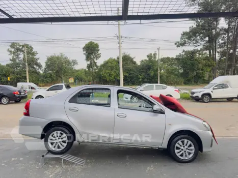 Etios Sedan 1.5 16V 4P FLEX X