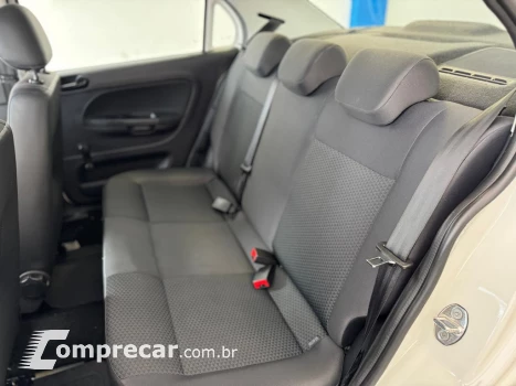 VOYAGE 1.0 12V MPI Totalflex