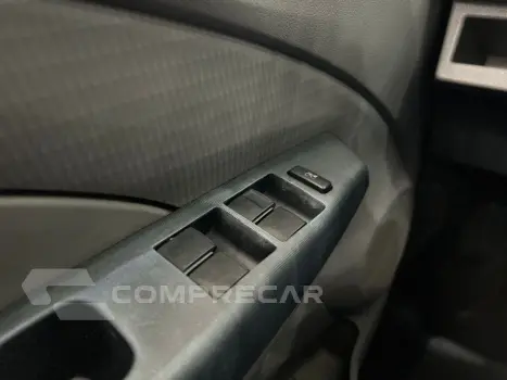 ETIOS 1.3 XS 16V FLEX 4P MANUAL