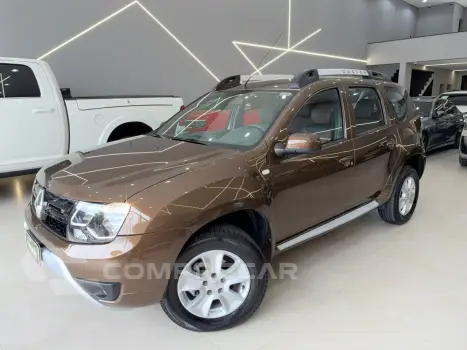 Renault Duster Dinamique 2.0 4 portas