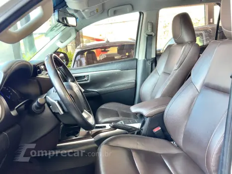 HILUX SW4 2.7 SRV 7 LUGARES 4X2 16V FLEX 4P AUTOMÁTICO