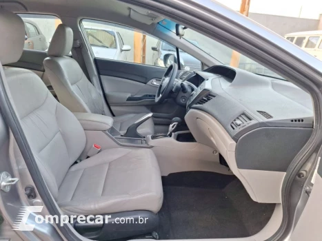 Civic 2.0 16V 4P FLEX LXR AUTOMÁTICO