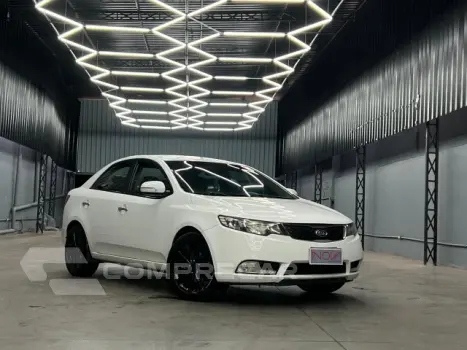 CERATO - 1.6 EX SEDAN 16V 4P AUTOMÁTICO