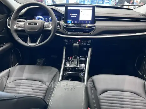 COMMANDER 1.3 T270 TURBO FLEX LONGITUDE AT6