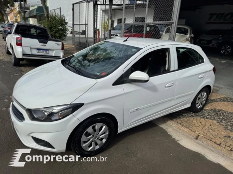 CHEVROLET ONIX HATCH LT 1.0 8V FlexPower 5p Mec. 4 portas