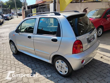 QQ 1.1 MPFI 16V