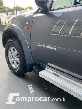 L200 TRITON 2.4 HLS 4X2 CD 16V