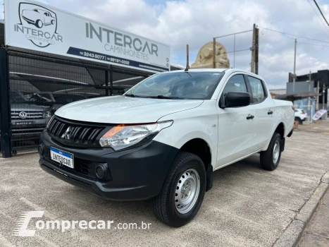 Mitsubishi L200 TRITON 2.4 16V Turbo GL CD 4X4 4 portas