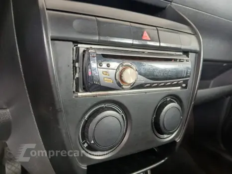 FOX - 1.0 MI 8V 4P MANUAL