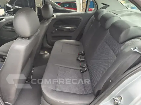 VOYAGE 1.0 MI City 8V