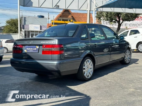 Passat 2.0 4P GL