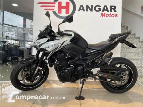 Z900